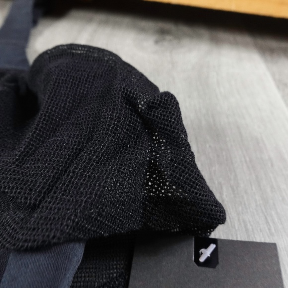 Womens Hurley Hermosa Dress Black Ruffle Adjustable Strap Zipper Back Size Large - Picture 2 of 12